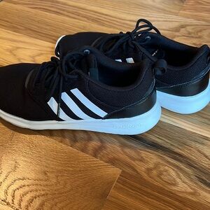 Women’s Addidas Cloudfoam